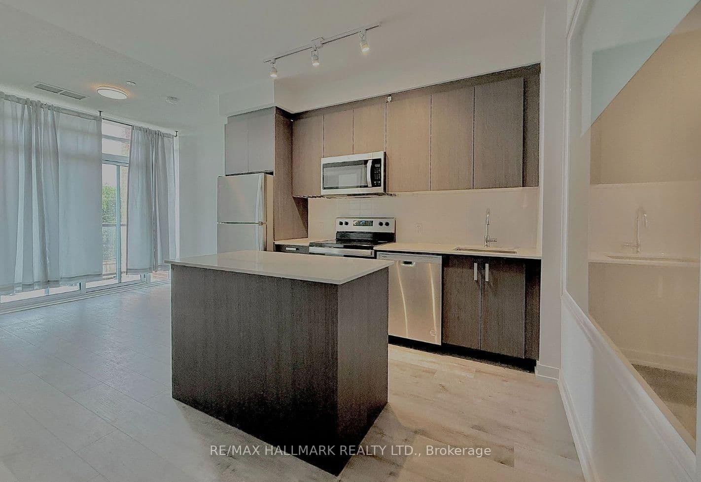 Unit 317 1010 Dundas Street, Whitby, ON L1N 2K2 - photo 7 of 23