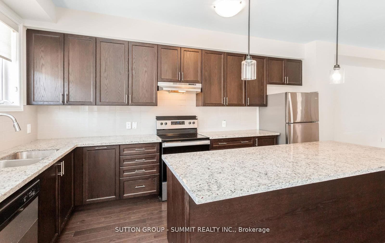 12 Lake Trail Way, Whitby, ON L1M 0M3 - photo 24 of 50