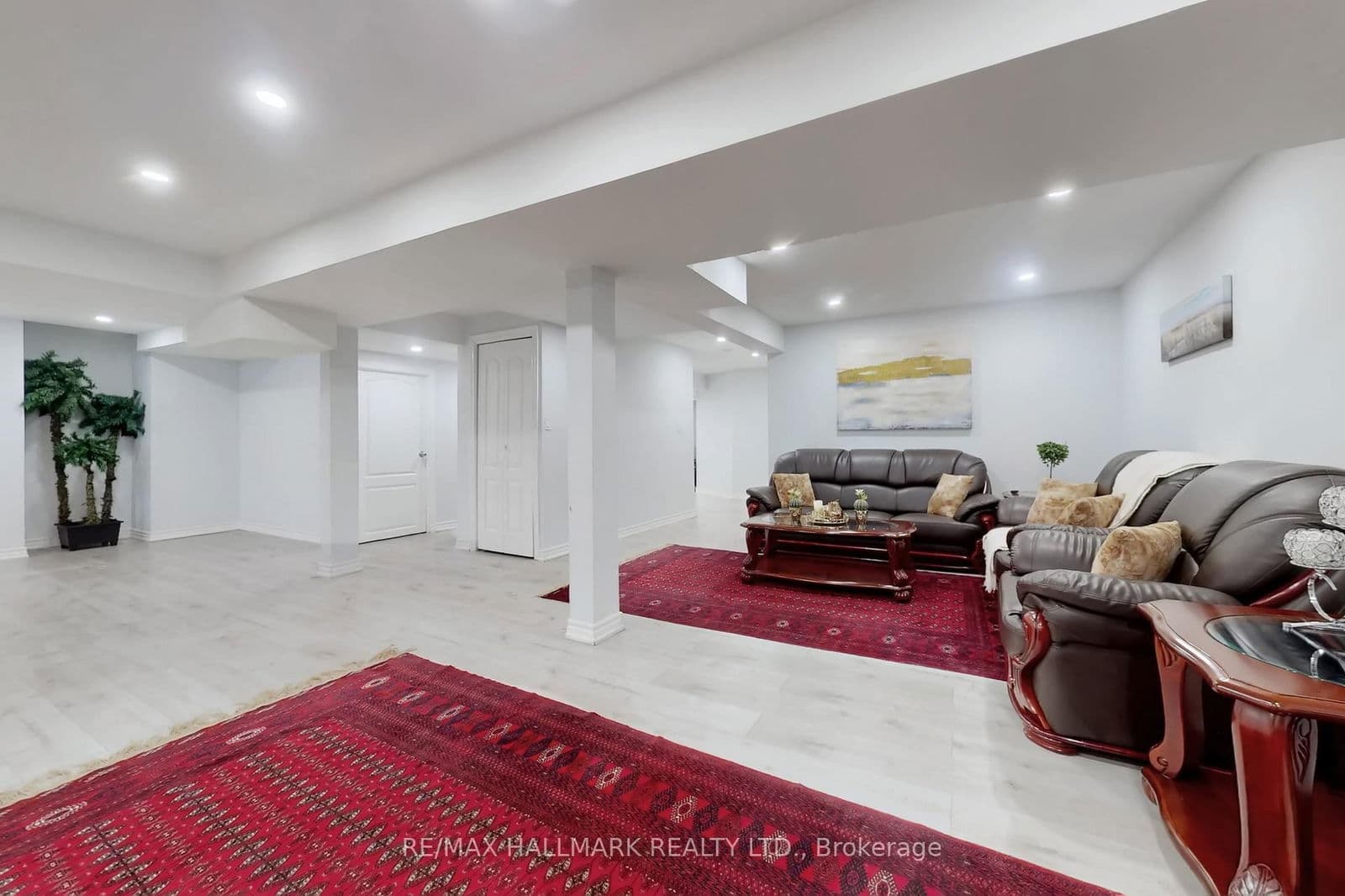 1348 Wallig Avenue, Oshawa, ON L1K 0J5 - photo 43 of 47