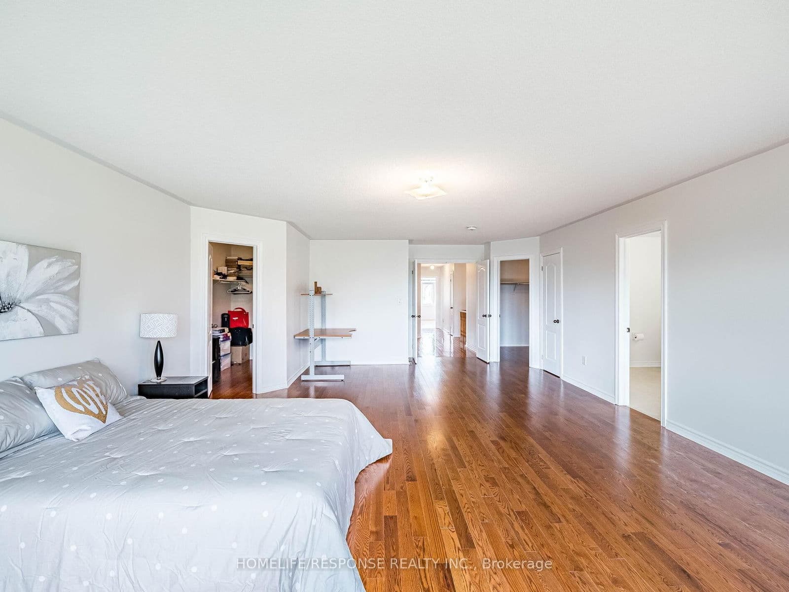 7272 MILANO Court, Mississauga, ON L5W 0A2 - photo 22 of 44