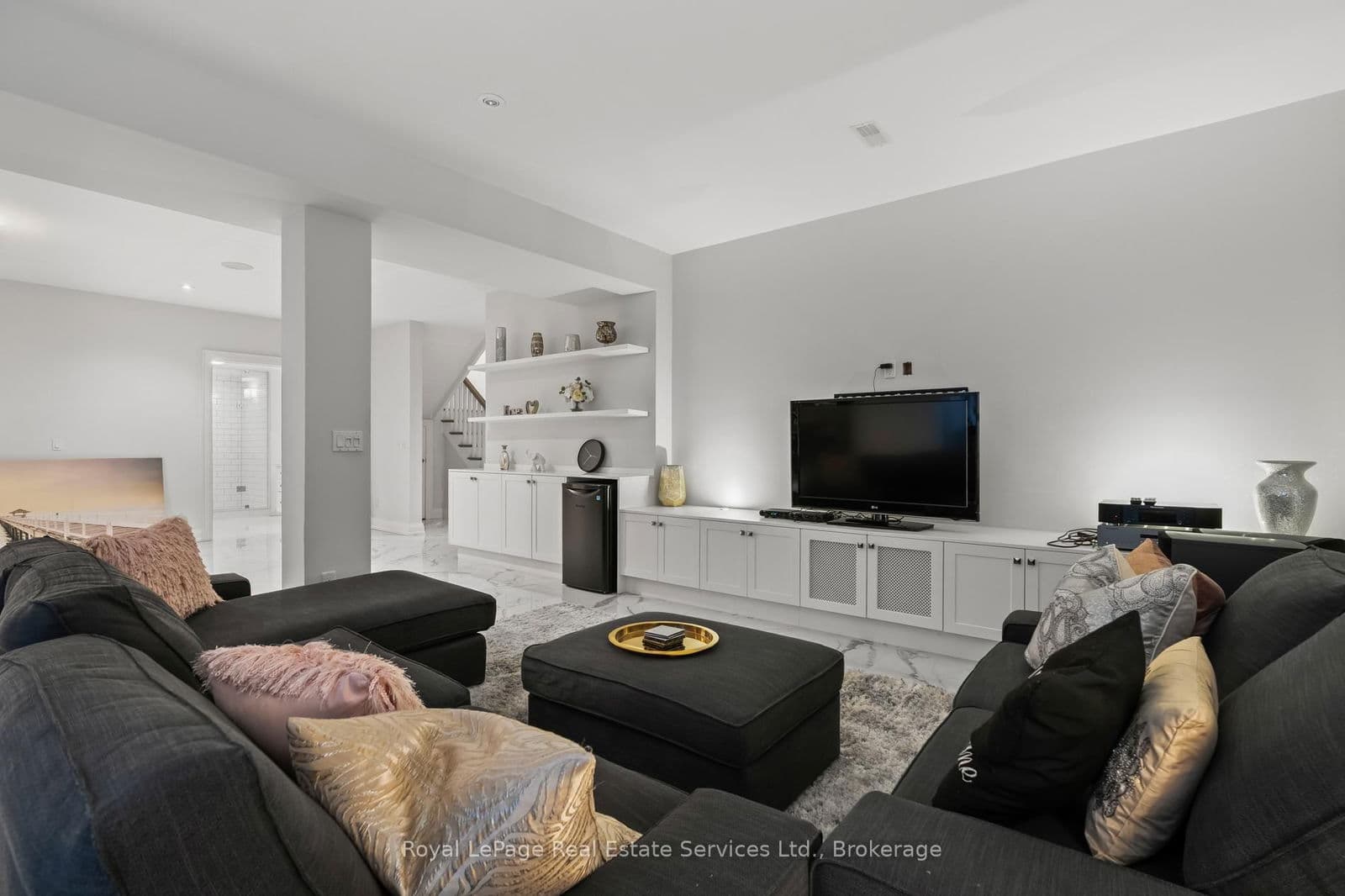 231 Cherryhill Road, Oakville, ON L6L 3E3 - photo 32 of 37