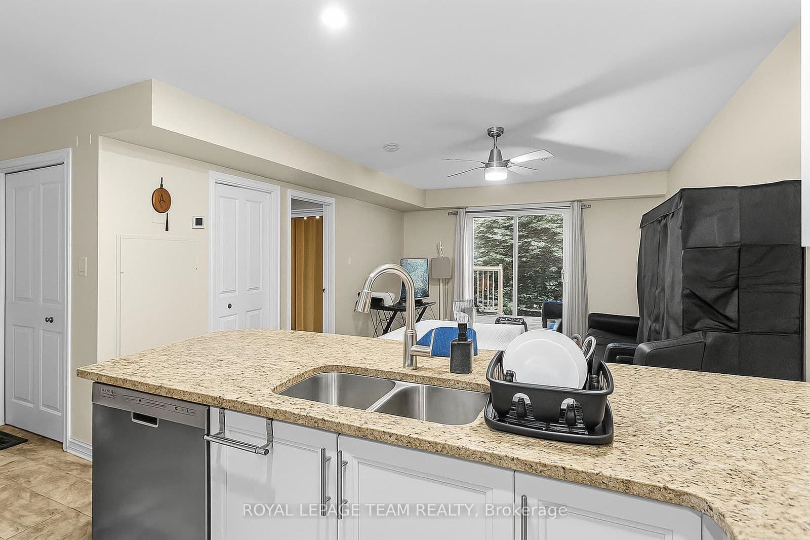 Unit 104 151 Potts Private, Ottawa, ON K4A 0V7 - photo 7 of 29