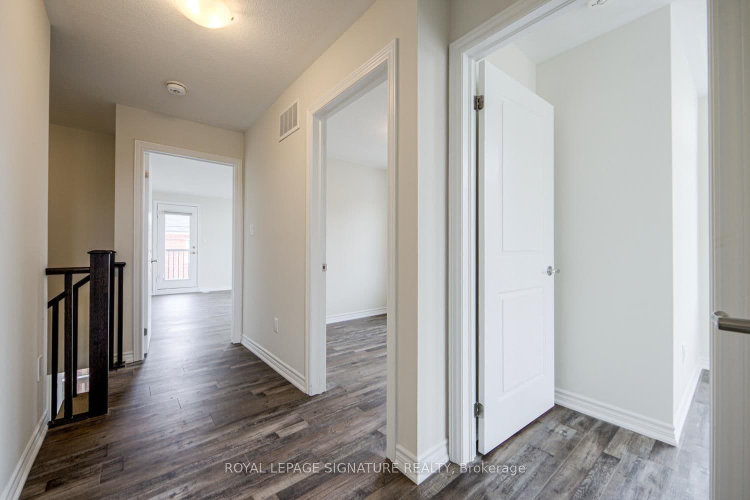 95 Borers Creek Circle, Hamilton, ON L5B 1W3 - photo 41 of 43