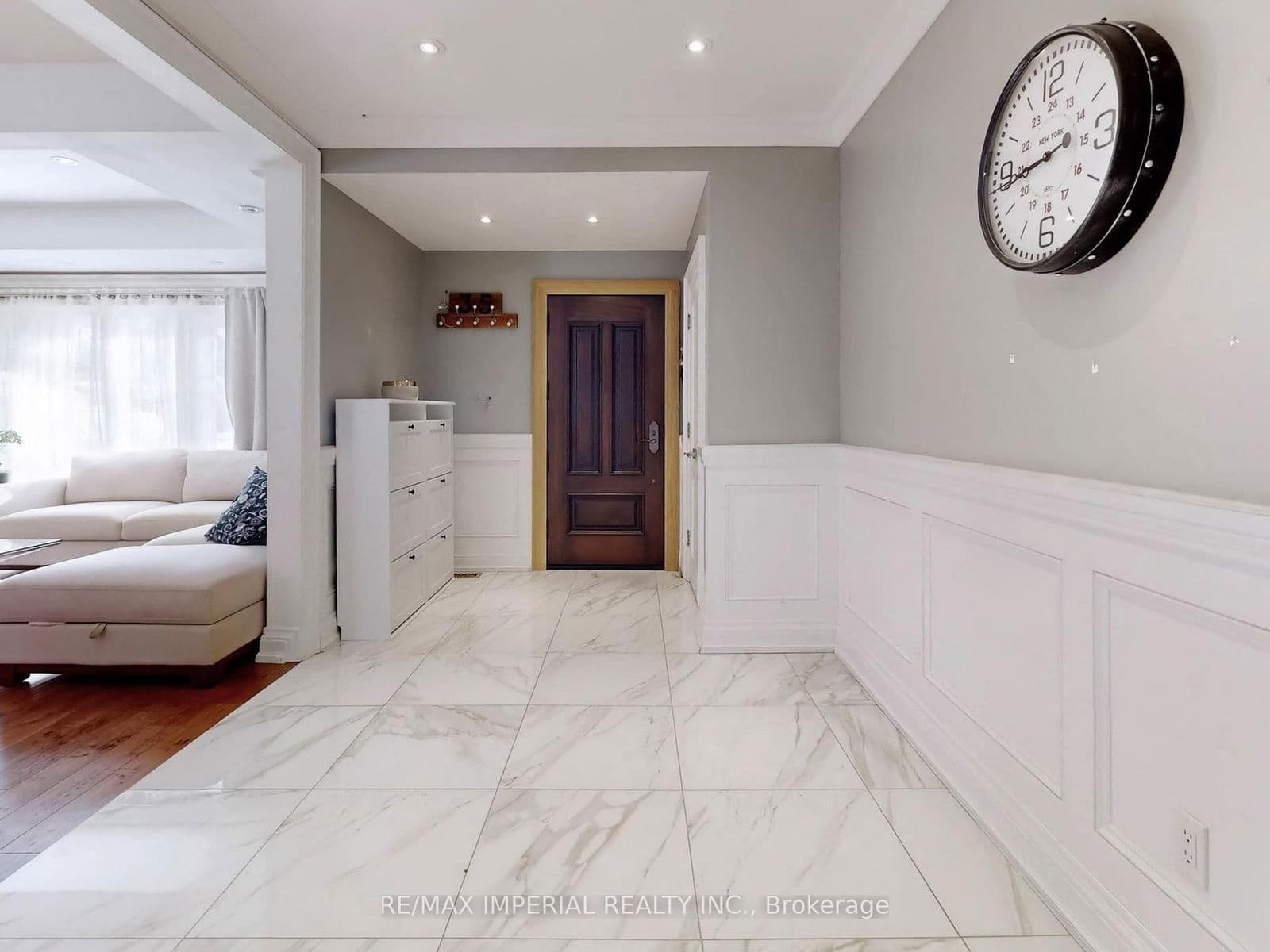 35 Waddington Crescent, Toronto, ON M2J 2Z9 - photo 24 of 39