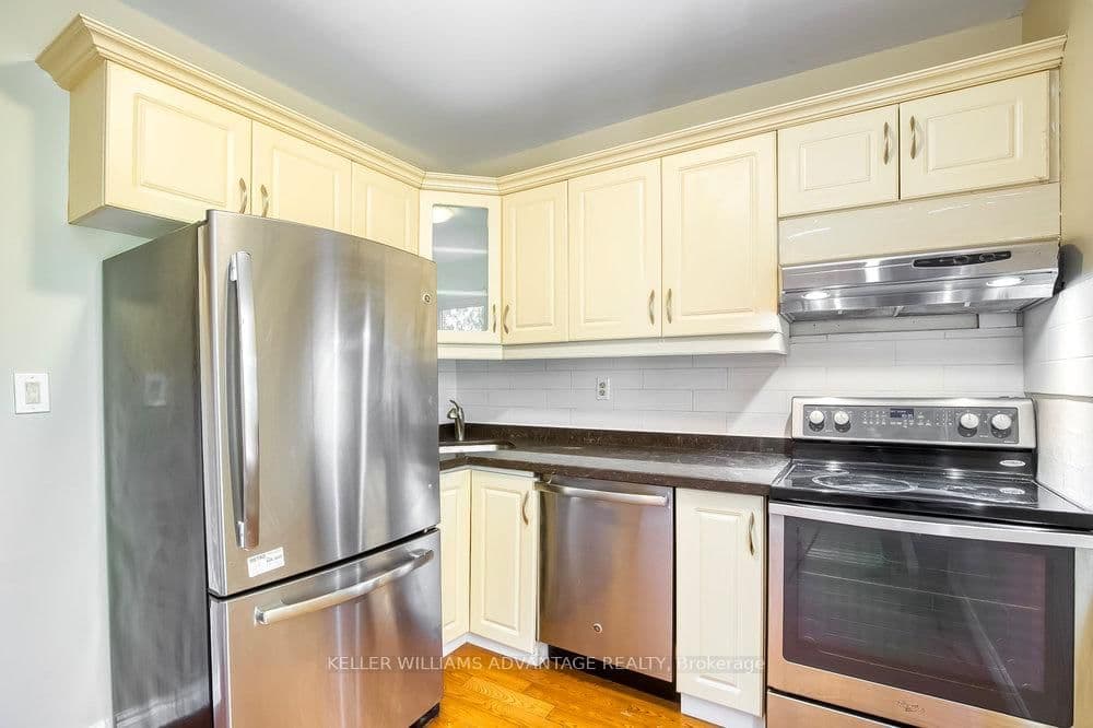 218 Broadview Avenue, Toronto, ON M4M 2G5 - photo 16 of 42