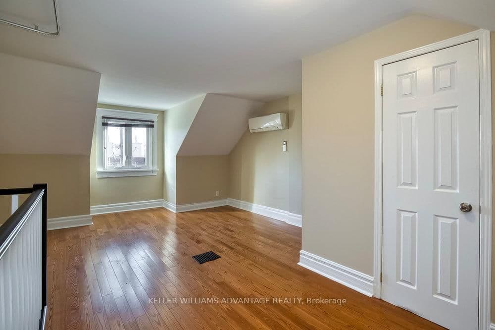 218 Broadview Avenue, Toronto, ON M4M 2G5 - photo 23 of 42