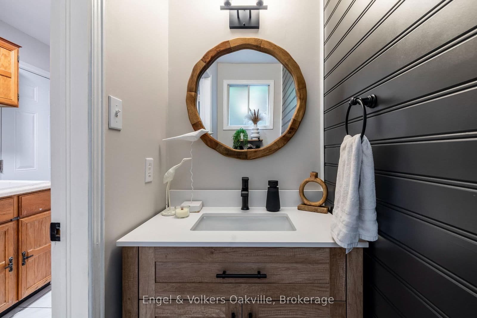 1181 Grange Road, Oakville, ON L6H 1P8 - photo 7 of 50